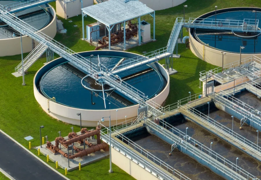 How Pond Water Treatment and Customized Filtration Systems Support Healthier Water